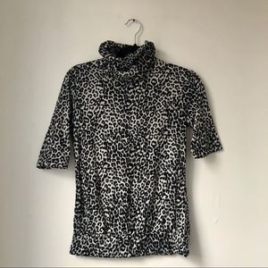 Forever 21 Snow leopard print top